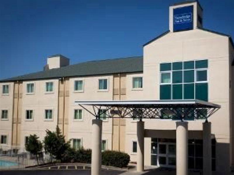 Days Inn & Suites By Wyndham Augusta Near Fort Eisenhower Εξωτερικό φωτογραφία
