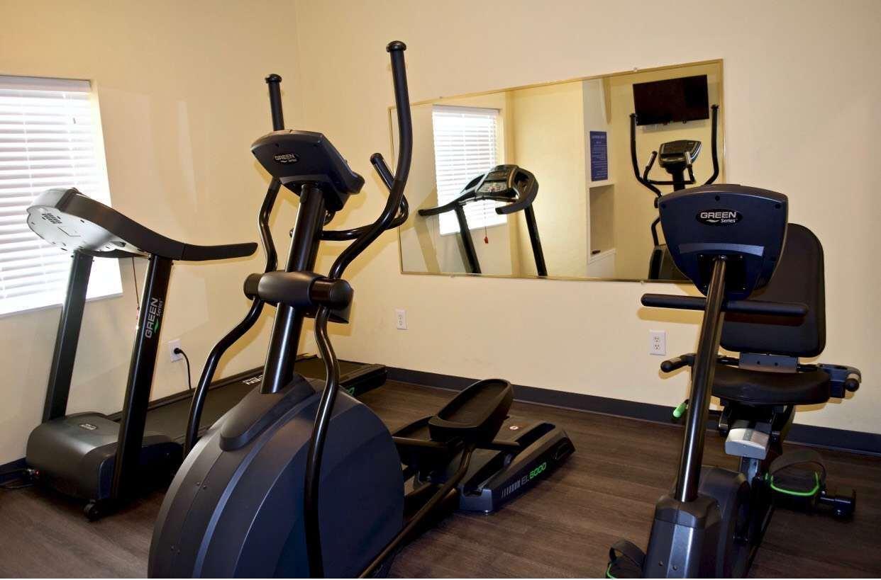 Days Inn & Suites By Wyndham Augusta Near Fort Eisenhower Εξωτερικό φωτογραφία