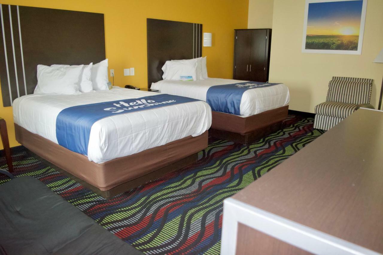 Days Inn & Suites By Wyndham Augusta Near Fort Eisenhower Εξωτερικό φωτογραφία