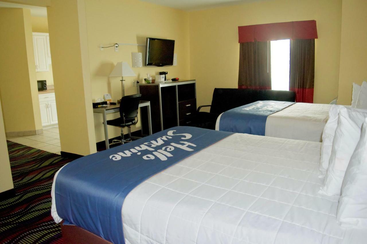 Days Inn & Suites By Wyndham Augusta Near Fort Eisenhower Εξωτερικό φωτογραφία